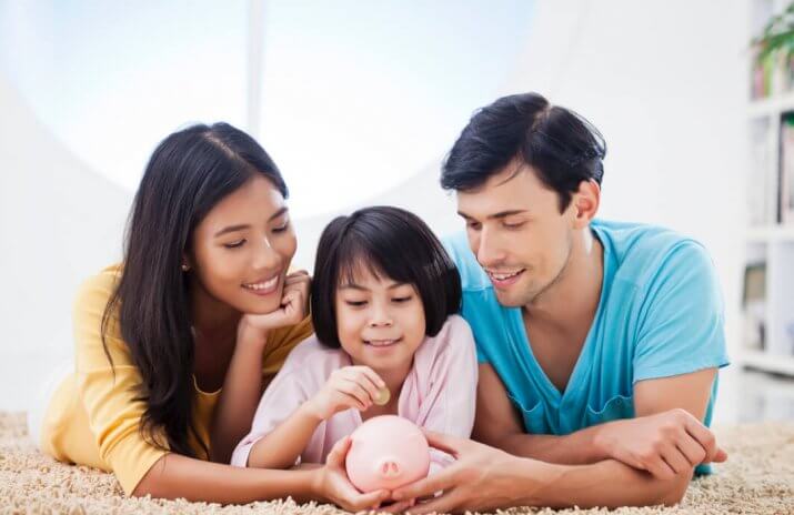 Lessons learned at the lemonade stand can transform young entrepreneurs into business leaders later and foster independent thinking. Parenting Corner: Business Lessons From A Lemonade Stand
