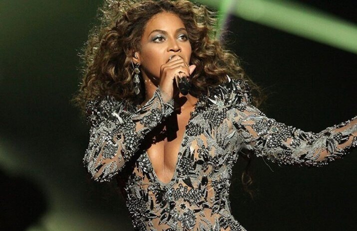 Beyonce-1100x733_c Beyonce’s $ Lesson, ‘Pay my own fun, oh and I pay my own bills.’